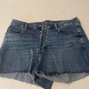 Old Navy denim Sky-Hi A-Line shorts